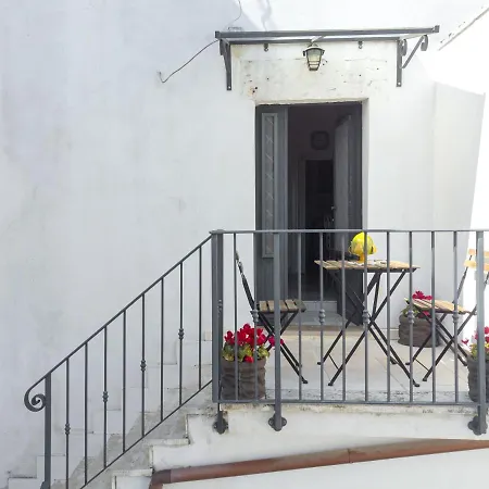 Corte Cairoli Holiday home *