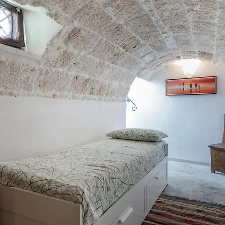 Corte Cairoli Holiday home